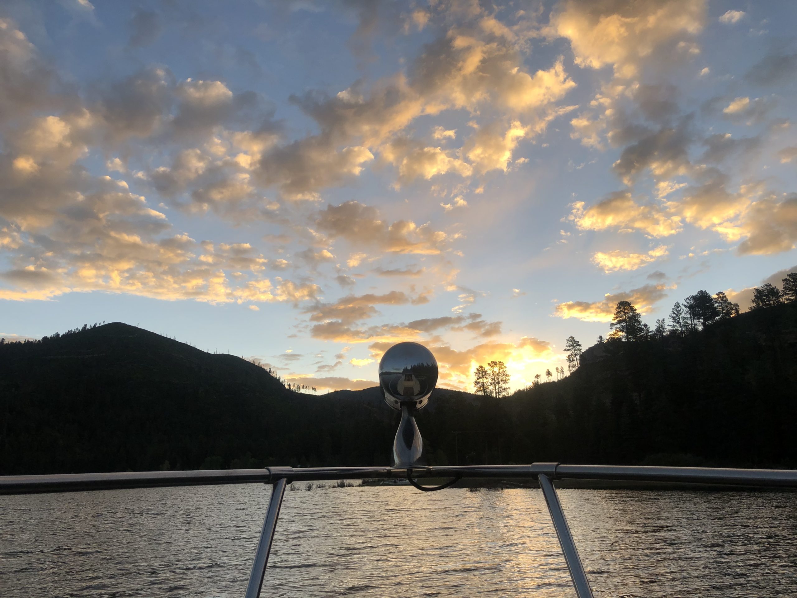 summer sunset on lake vallecito with charter vallecito boat tours 2
